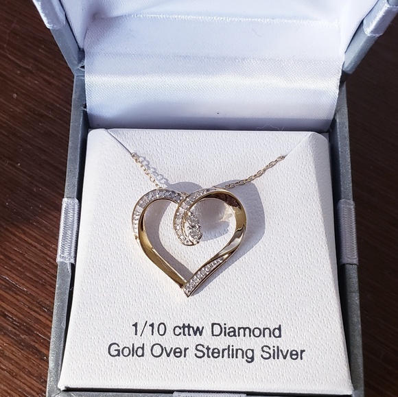 NIB💎 Gold Silver .1 cttw Diamond Heart Necklace - Picture 7 of 8